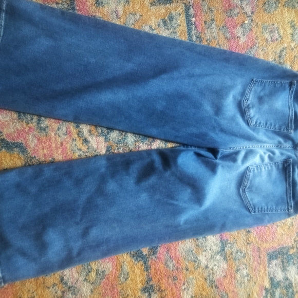 Kut from the Kloth Dark Blue Flare Jeans - Picture 4 of 6